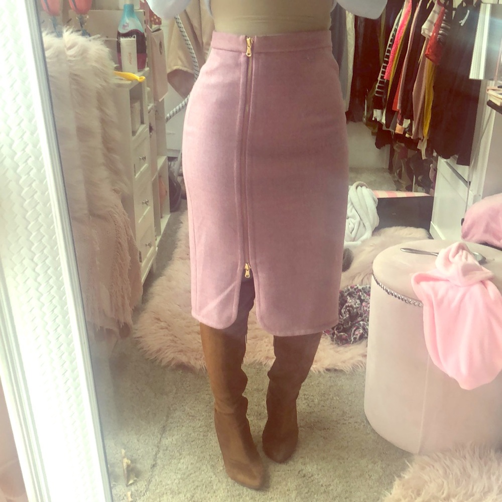 Beautiful wool midi skirt